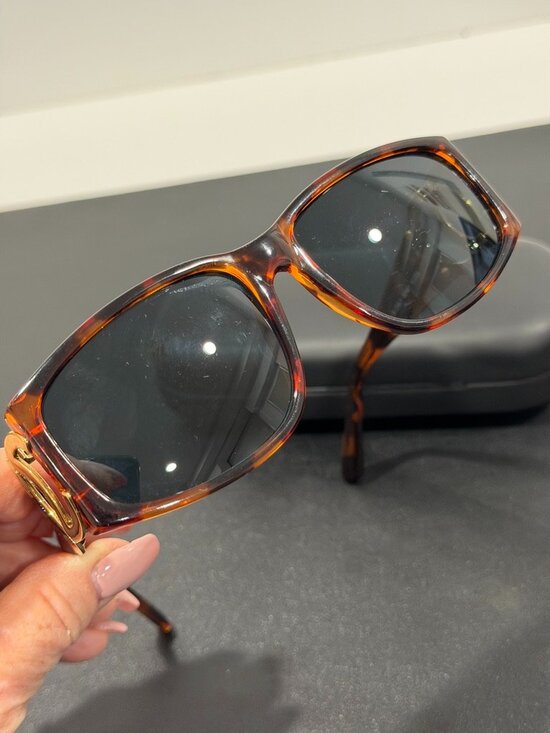 Chanel CC 4163 Sunglasses (JB1482)